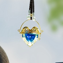 新款创意欧美爱心形几何车内挂饰车载香薰瓶汽车香水挂件厂家批发