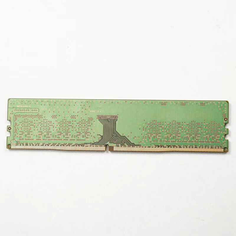 Планка оперативной памяти 16GB DDR4 3200 частота