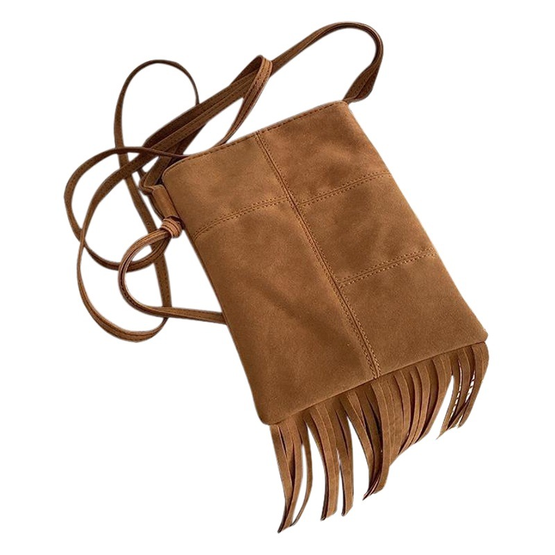 2023 nuevo nicho diseño nuevo bolso de las mujeres estilo bohemio borla americana bolso esmerilado crossbody bolso del teléfono para las mujeres