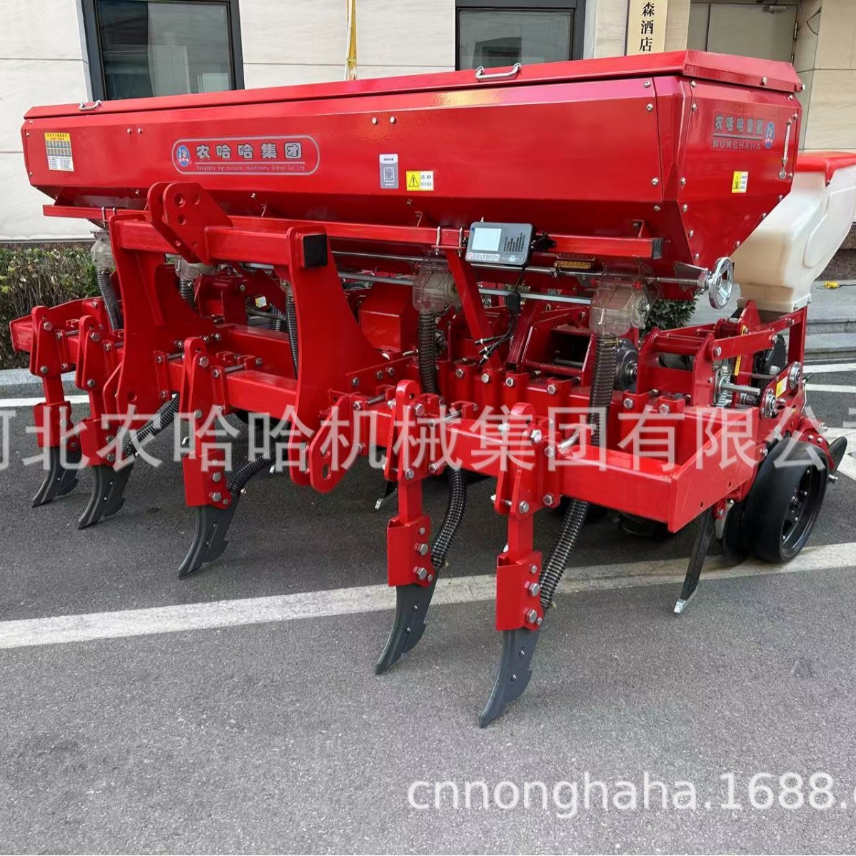 2025年农哈哈新款2BYJF-5F  5行指夹式玉米播种机 农哈哈出口型