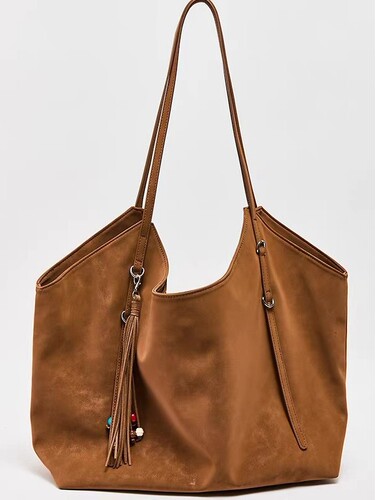 2026 Early Autumn Vintage Calfskin Design Tote Bag, Stylish Loose and Lazy Feeling, Large Capacity Commuter Shoulder Bag
