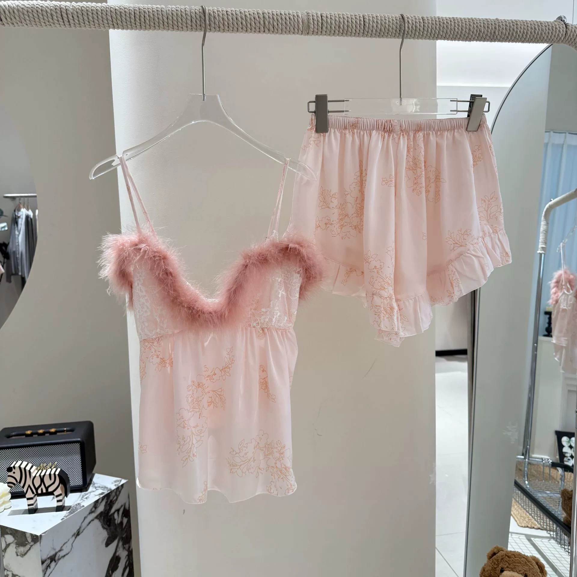 Fuchsia summer pijama, silk sexy thin set, lifting effect