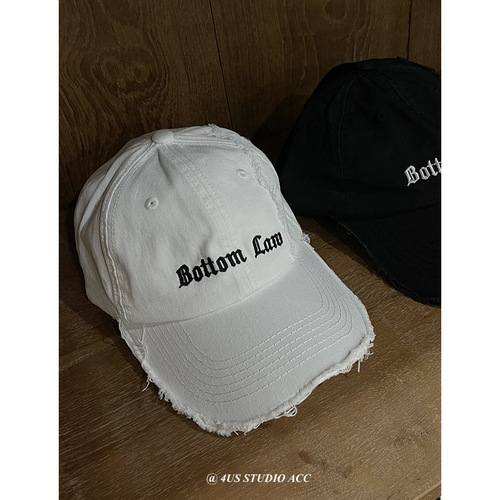 Niche trendy brand distressed hole baseball cap for women, Korean style street couple, versatile embroidered letter peaked cap, small face