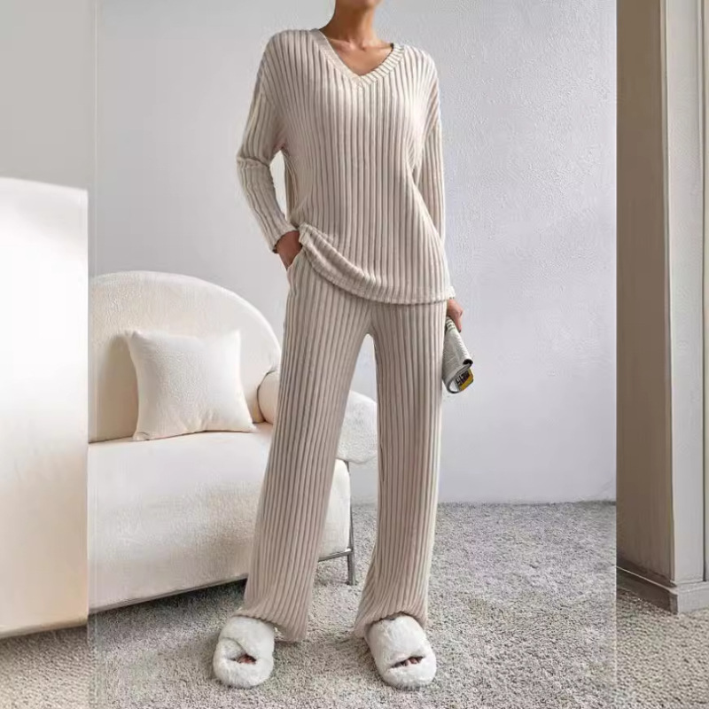 Cross-border Two-piece Women's 2024 Autumn New Fashion Casual Straight Pants Elegant Loose V-neck Pit Knitted Set Cross-border Two-piece Women's 2024 Autumn New Fashion Casual Straight Pants Elegant Loose V-neck Pit Knitted Set