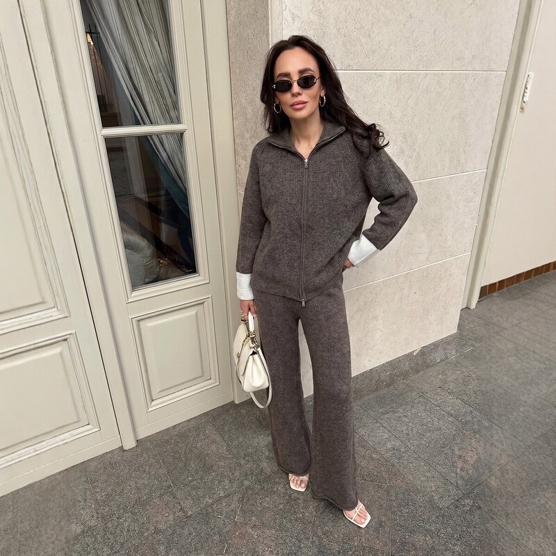 2026 Autumn and Winter New European and American Style Knitted Cardigan Suit for Women, Wool Blend Zipper Sweater and Wide-Leg Pants Two-Piece Set