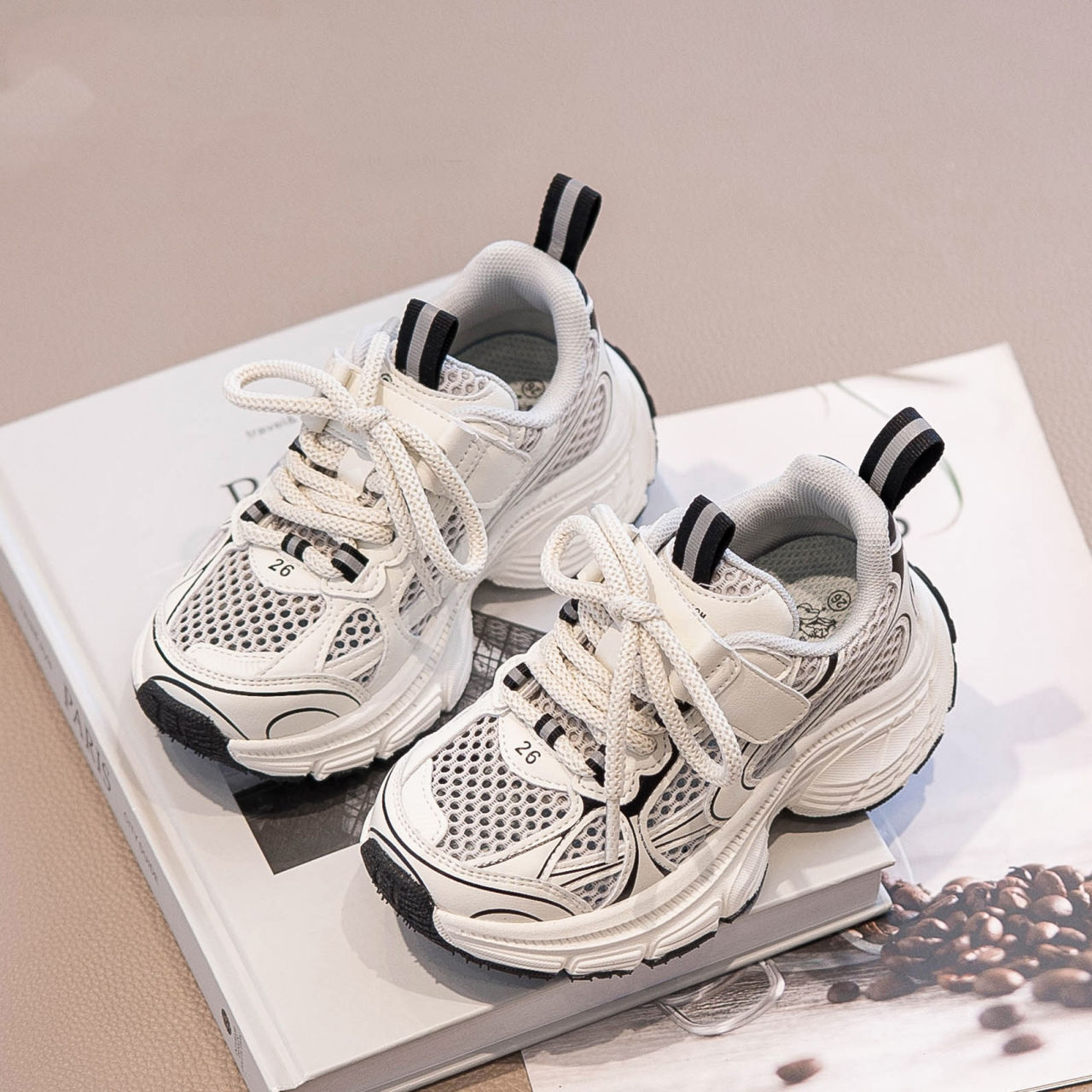 Nuevos zapatos deportivos de velcro transpirables para niños y niñas, zapatos de papá de todo fósforo, zapatos de primavera y otoño para niños