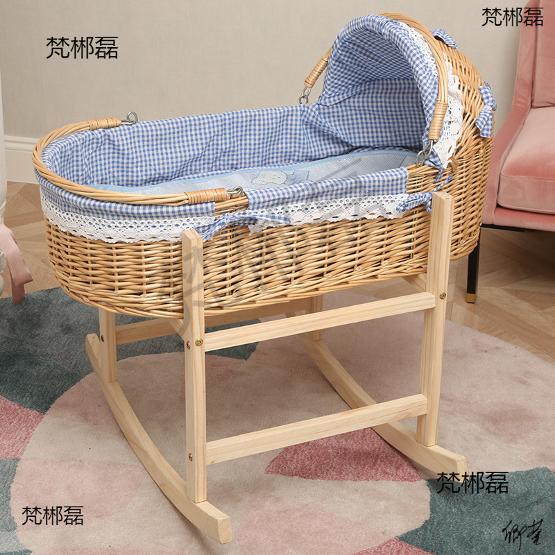 Bamboo Cradle Bed, Rattan Baby Cradle, Portable Solid Wood Bed, Old-Fashioned Manual Baby Soothing Rocking Bed