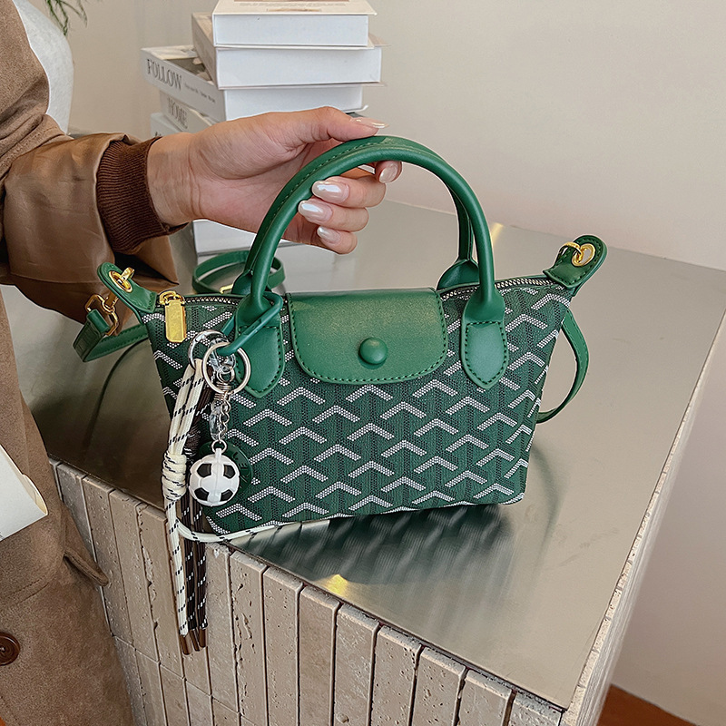 Casual Commuter Bag Women's New Fashion Trend Niche Design Shoulder Bag Korean Style High-End Versatile Crossbody Bag