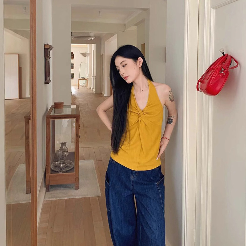 法式辣妹v领挂脖针织刺绣露背背心女夏外穿多巴胺显白柠檬黄上衣|undefined