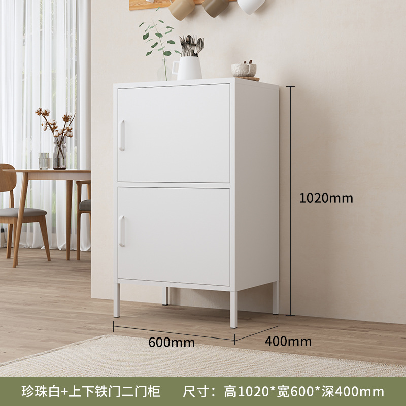 Белые верхние и нижние железные двери