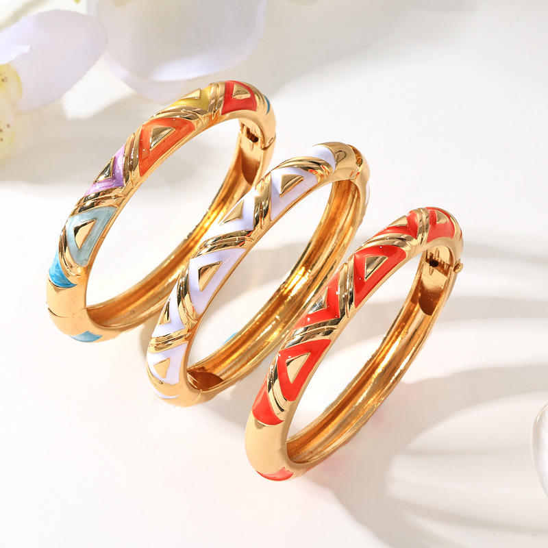 Cross-Border Retro Style Geometric Bracelet for Women, Niche Design, Fashionable Bracelet, Exaggerated Temperament, Commuter Ladies' Hand Jewelry