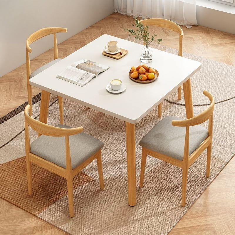 レンタルルーム用のダイニングテーブルと椅子の組み合わせセット、シンプルな無垢材の脚の正方形のテーブル、家庭用の正方形の小さなアパートのダイニングテーブル|undefined