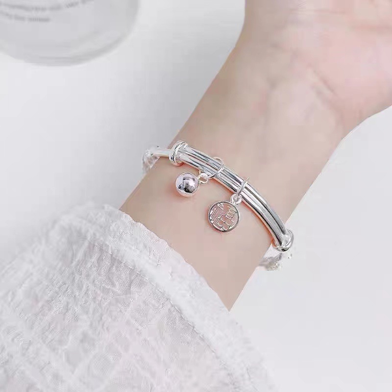 花は錦鈴福9999純銀ブレスレットのようです。|undefined