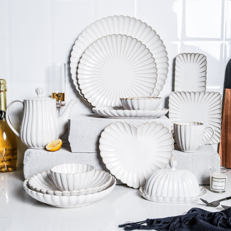 Japanese-style household kiln ceramic tableware chrysanthemum fish plate creative dishes suit dinner plate ceramic soup bowl plate wholesale