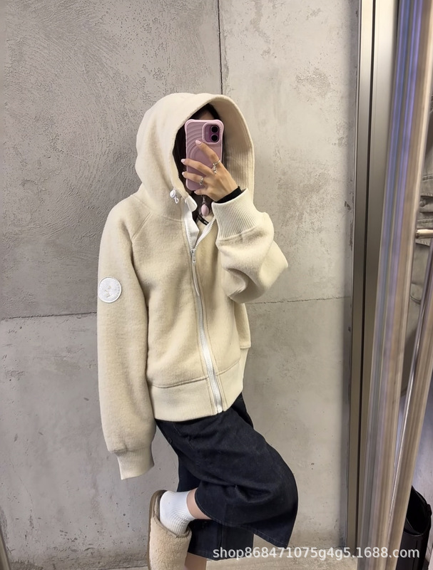 Canada Goose Chilliwack Series 01 Fleece Crew Jacket 7102W1