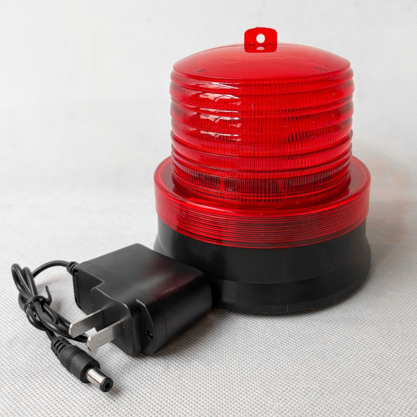 车载磁吸警示爆闪灯工程车叉车校车夜间LED闪光高亮警示灯充电