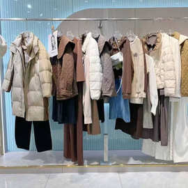 三25冬款彩优雅气质淑女风连衣裙羽绒服上衣裤裙专柜撤柜一手货源
