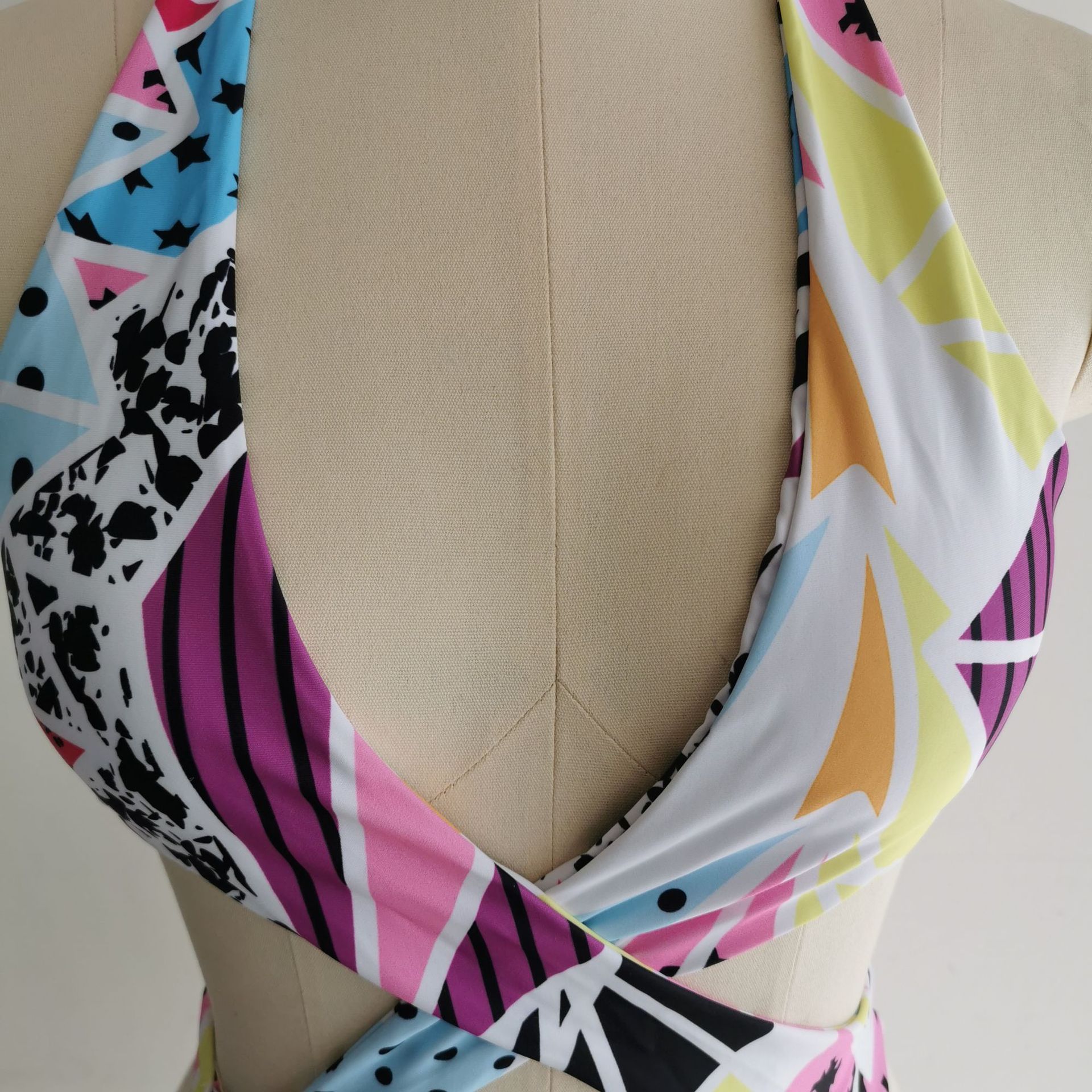 140g Weight Sleeveless Sleeve Length Pullovers Placket Type Nylon, Polyester Fabric Type Regular Top Length Bodysuit Tops Type 1 Piece Quantity Swimming Pool, Swimming Occasion Halter Neck Neckline Breathable Function Skinny Fit Type Solid Color Pattern Women'S Gender Fashion Style Women's Fashion Solid Color 1 Piece One Piece 6