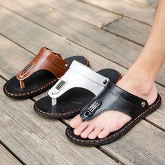 New men's word flip-flops Korean fashion anti-slip two-use wear men's sandals hot bottom men's toe flip-flops 