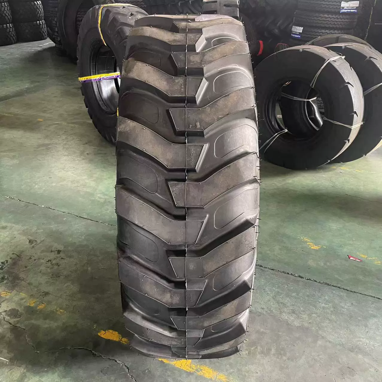 农用轮胎拖拉机6.50-16  7.50-16  8.3-20  8.3-24人字 水田