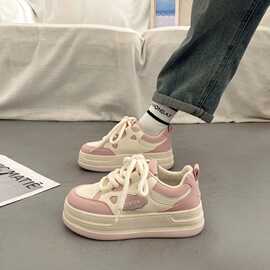 爆款高级感厚底小白鞋女夏季百搭小众板鞋2025新款松糕休闲运动鞋