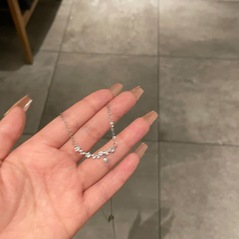 15g Weight Silver Plated Plating Material Pendant Necklace Classification 1 Piece Quantity Holiday, Daily, Date Occasion Copper Material Geometric, Heart Shape, Butterfly Pattern Women's Gender Sweet Style Copper Silver Plated Sweet Geometric Heart Shape Butterfly Pendant Necklace 无