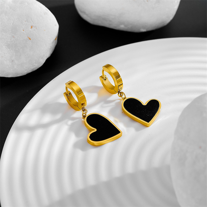 Plating Design 1 Pair Retro Simple Style Streetwear Heart Shape Titanium Steel Plating Drop Earrings