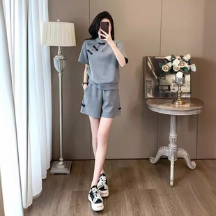 ����ʽ���L���e�����ѝ�\�����bŮ�ļ�2024�¿�r�л�ɫ�ɼ��׳�