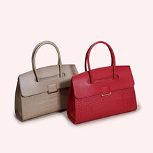 ���S��sʯ�^�yŮʿ��������Ů���߼��Іμ�б����r�������Ů