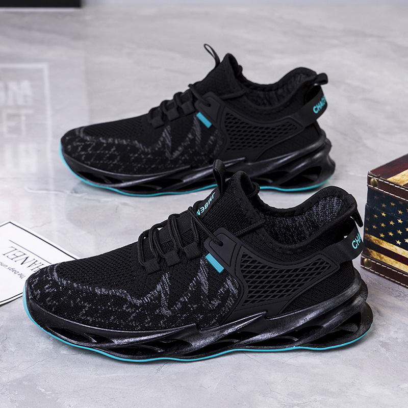 Zapatos de hombre primavera y otoño verano transpirable delgado 2024 nuevos zapatos de red de moda de mediana edad y ancianos zapatos deportivos de hoja casual para correr