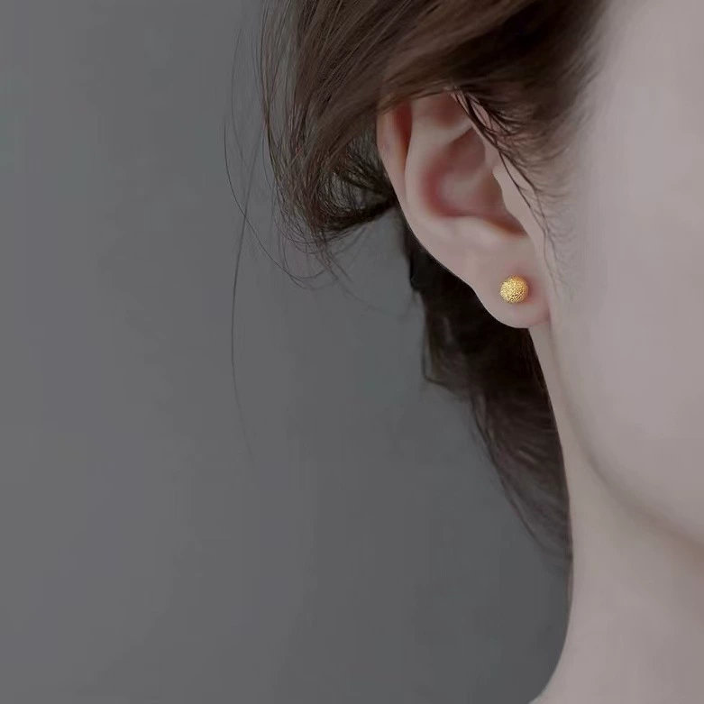 S925 Silver Earrings Women's 2024 New Hot Ear Needle Nut Ear Piercing Gold Earrings Cochlear Small Ear Bone Nails