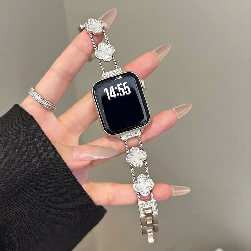 Diamond-encrusted four-leaf clover metal watch strap suitable for Apple Watch iWatch10/9/8/7/SE, women's light luxury fashion Diamond-encrusted four-leaf clover metal watch strap suitable for Apple Watch iWatch10/9/8/7/SE, women's light luxury fashion
