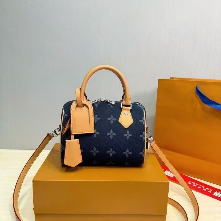 Cross-Border Women's Handbag Pillow Bag with Monogram Pattern, Popular New Fashion Versatile Casual Handbag Lv Bag