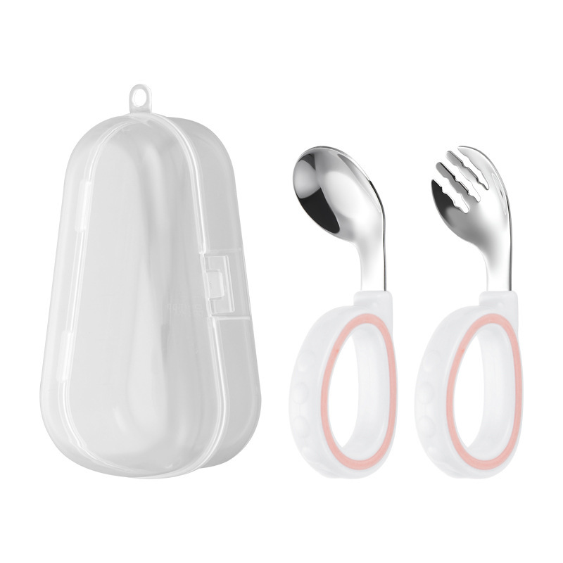 핑크색 숟가락과 포크 상자