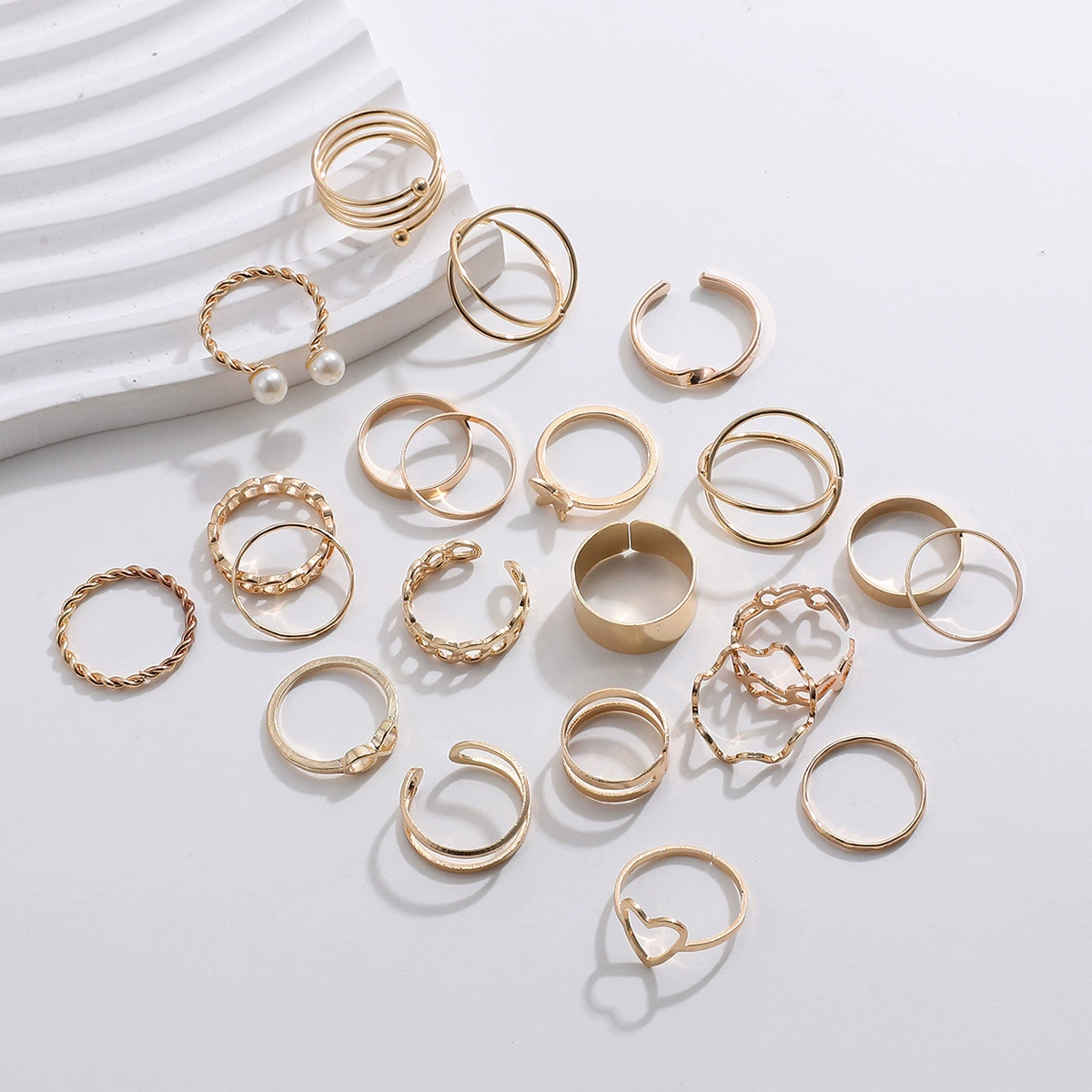 Set, one size ring, decorations, European style, 18 carat white gold, gold and silver