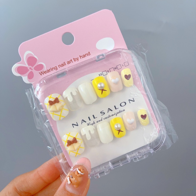 Niños que usan uñas niñas cortas 2025 nuevo estilo de alta sensación pegatinas de uñas no tóxicas y inodoras pegatinas de uñas especiales para niñas