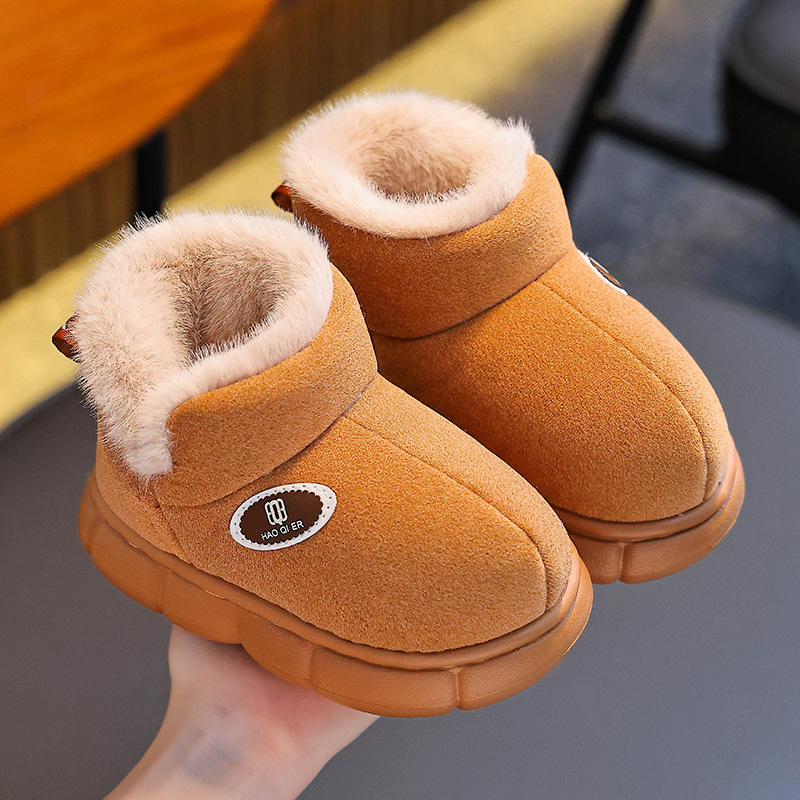 Botas de nieve para niños de invierno para niños y niñas, calentamiento y terciopelo grueso antideslizante, sensación de pisar excrementos, bolsas para niños, zapatos de algodón de talón