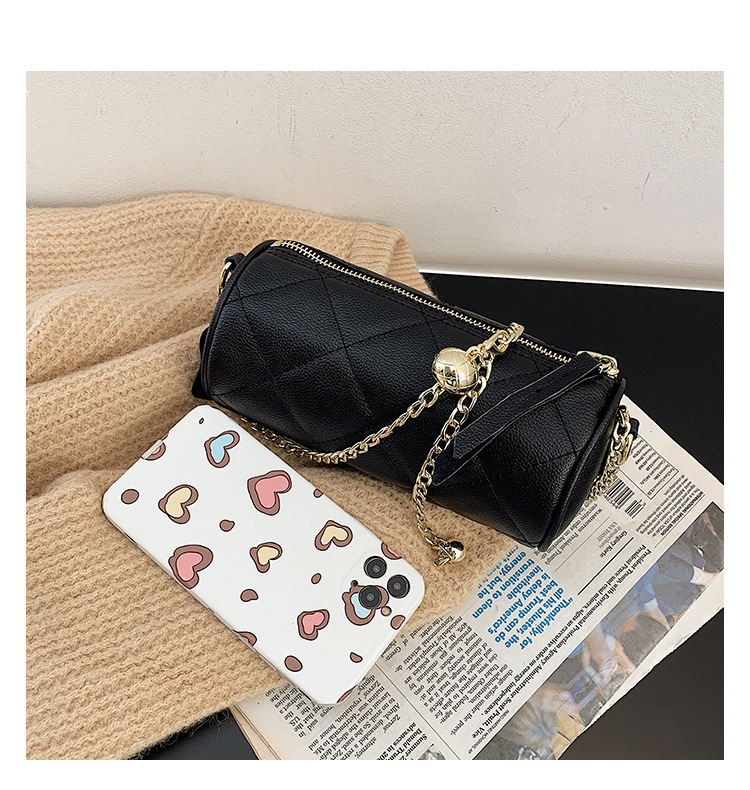 Fashion Cowhide Diamond Chain Bag Leather Cylinder Bag display picture 3