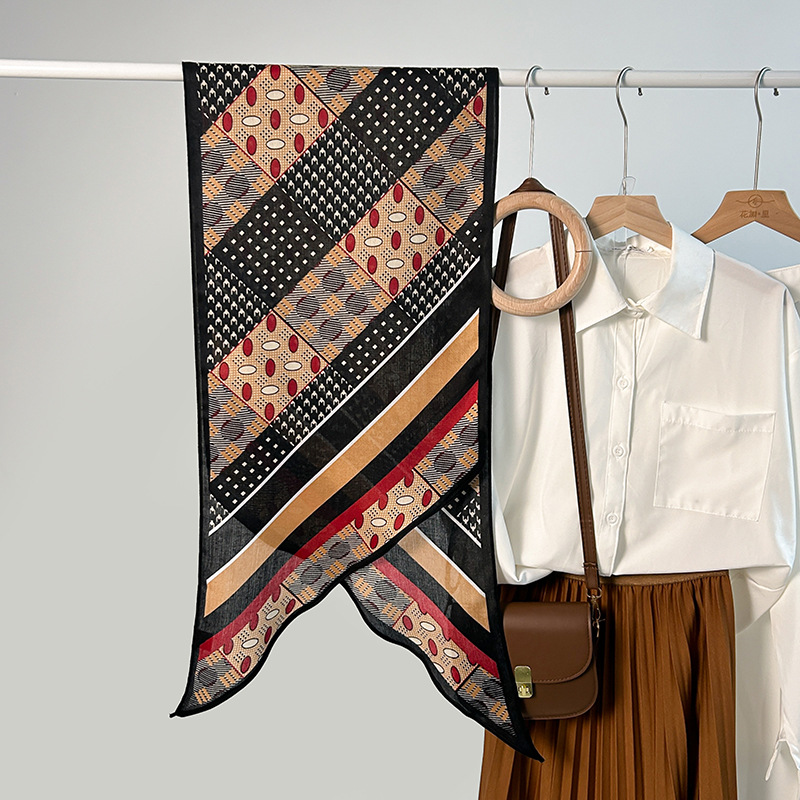 Personalidad retro, diseño creativo, toalla paralela de seda de simulación, bufanda de seda de sensación de lana a juego para damas de primavera y verano