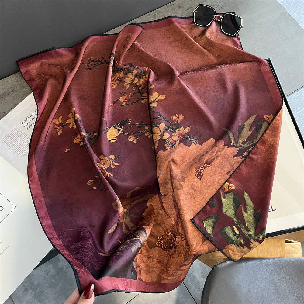 2023 Primavera/Estate Nuova Moda Fragrante Nuvola Filato Sciarpa Stampa Floreale Temperamento Sciarpa Quadrata Sciarpa Mamma_voghion.com