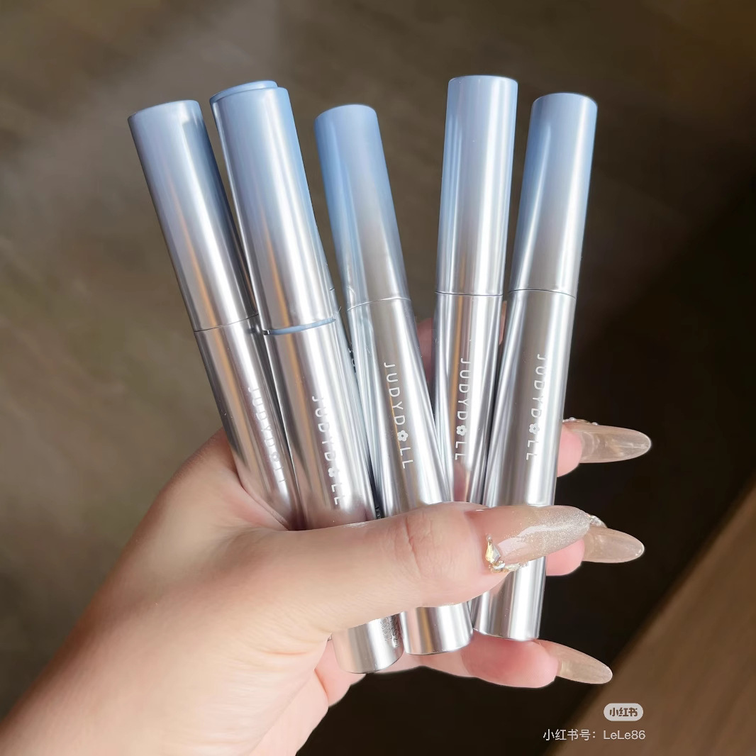 Essence, lip gloss, lip balm, lipstick, mirror effect