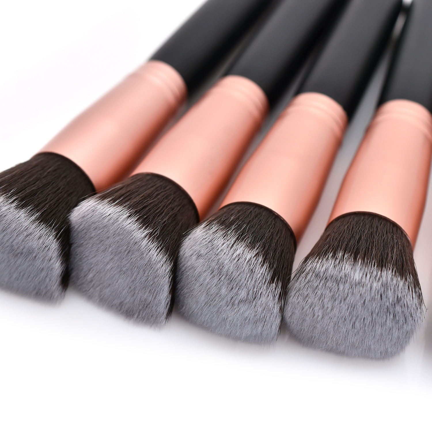 Makeup Brush Set Image 4
