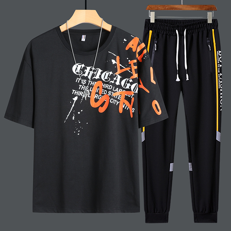 Traje deportivo de manga corta de moda juvenil de verano 2025 pantalones de camiseta sueltos