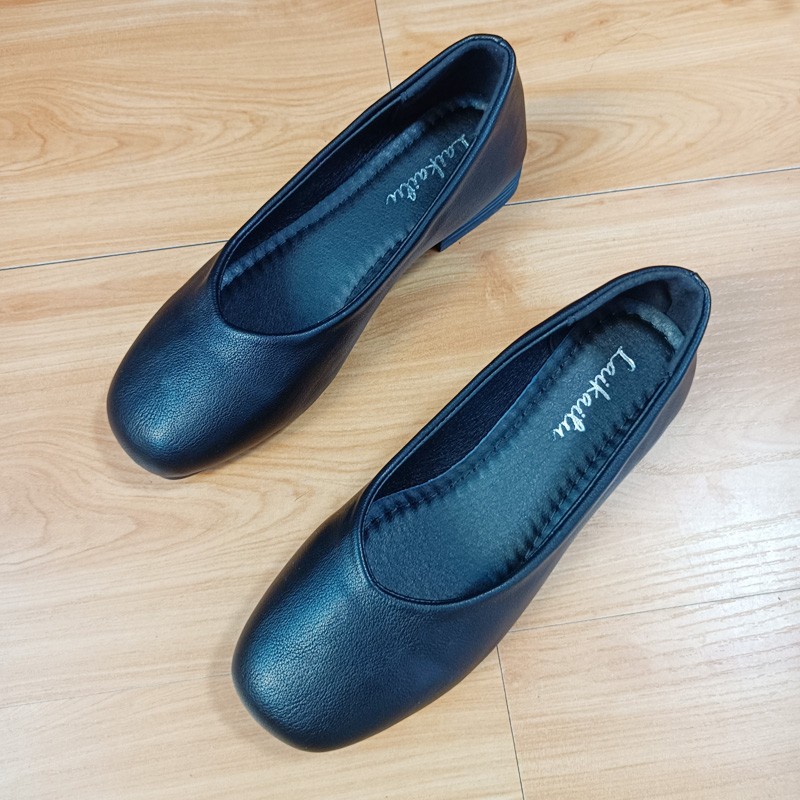 2026 verano nuevo color sólido versátil boca suave tacones bajos zapatos zapatos pequeños zapatos de cuero simple