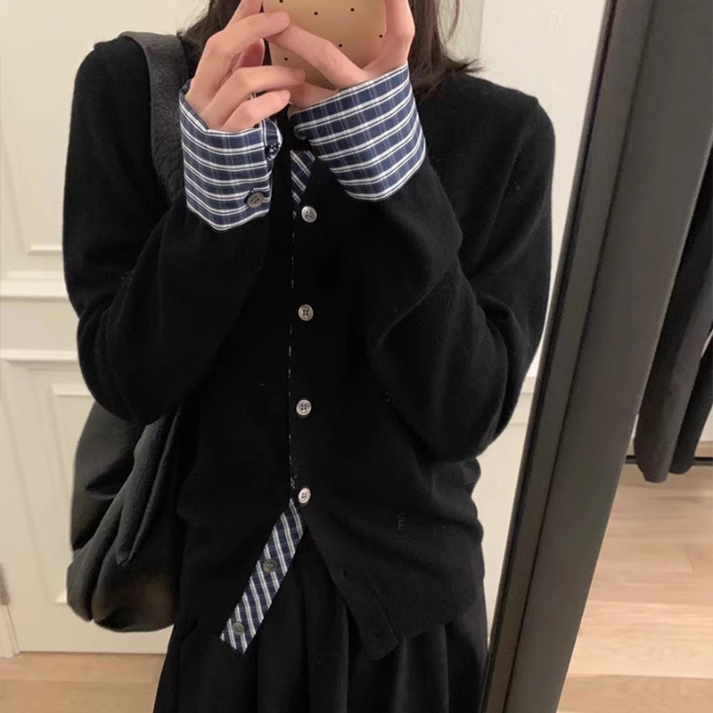 ネイビーブルーシックなフェイクツーピースボトムストップ女性用2025春チェック柄スプライシングインナーシングルブレストニットカーディガン|undefined