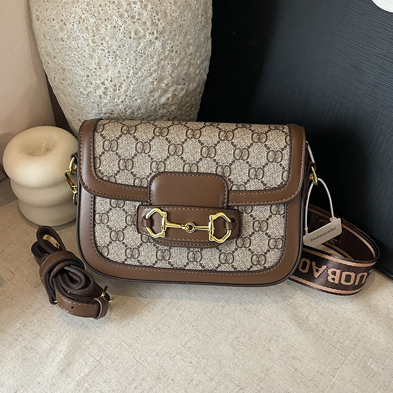Cross-Border Small Handbag for Women 2026 New Style Elegant European and American Fashion Printed Small Square Bag Women's Underarm Shoulder Crossbody Bag Cross-Border Small Handbag for Women 2026 New Style Elegant European and American Fashion Printed Small Square Bag Women's Underarm Shoulder Crossbody Bag