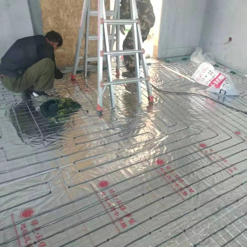 ��٩��ѩר����EM2-XR Ӧ���ڵ�·�µ�ж�����㳡������ѩ����