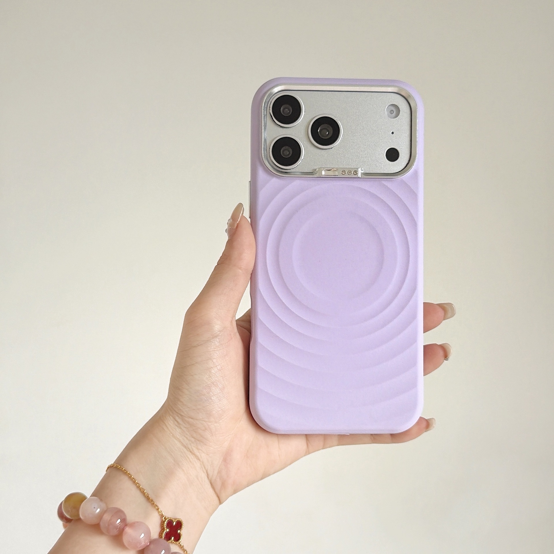 闪钻波漾磁吸适用iPhone18promax手机壳独立五金镜头框苹果17保护