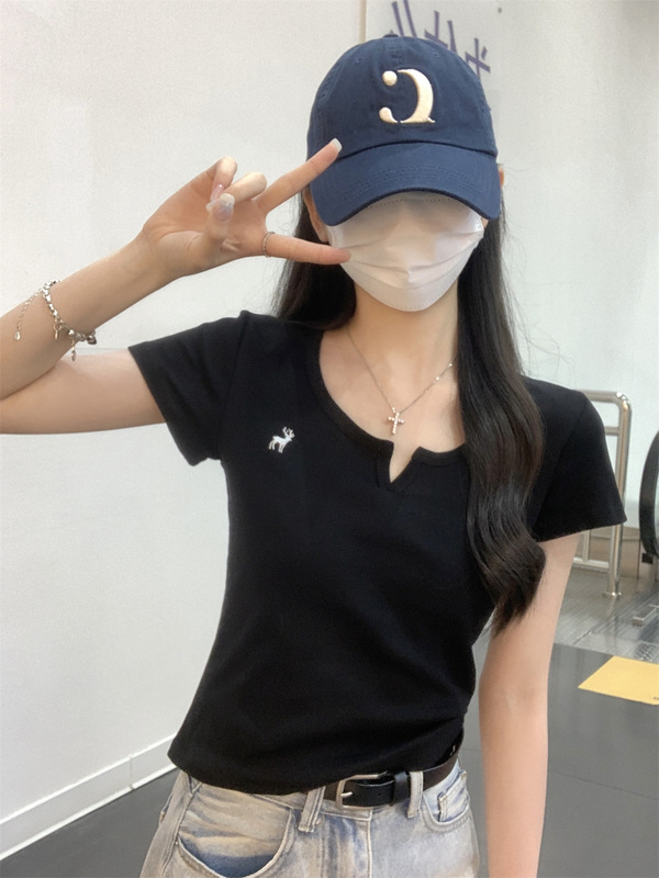 半开领百搭刺绣设计感短袖T恤女夏季2025新款休闲显瘦套头上衣ins|undefined