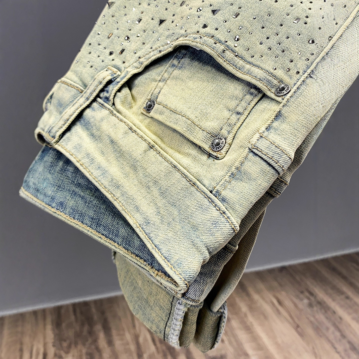 Jeans da uomo slim fit elasticizzati in stile retrò, decorati con strass, pantaloni skinny pesanti e alla moda._voghion.com